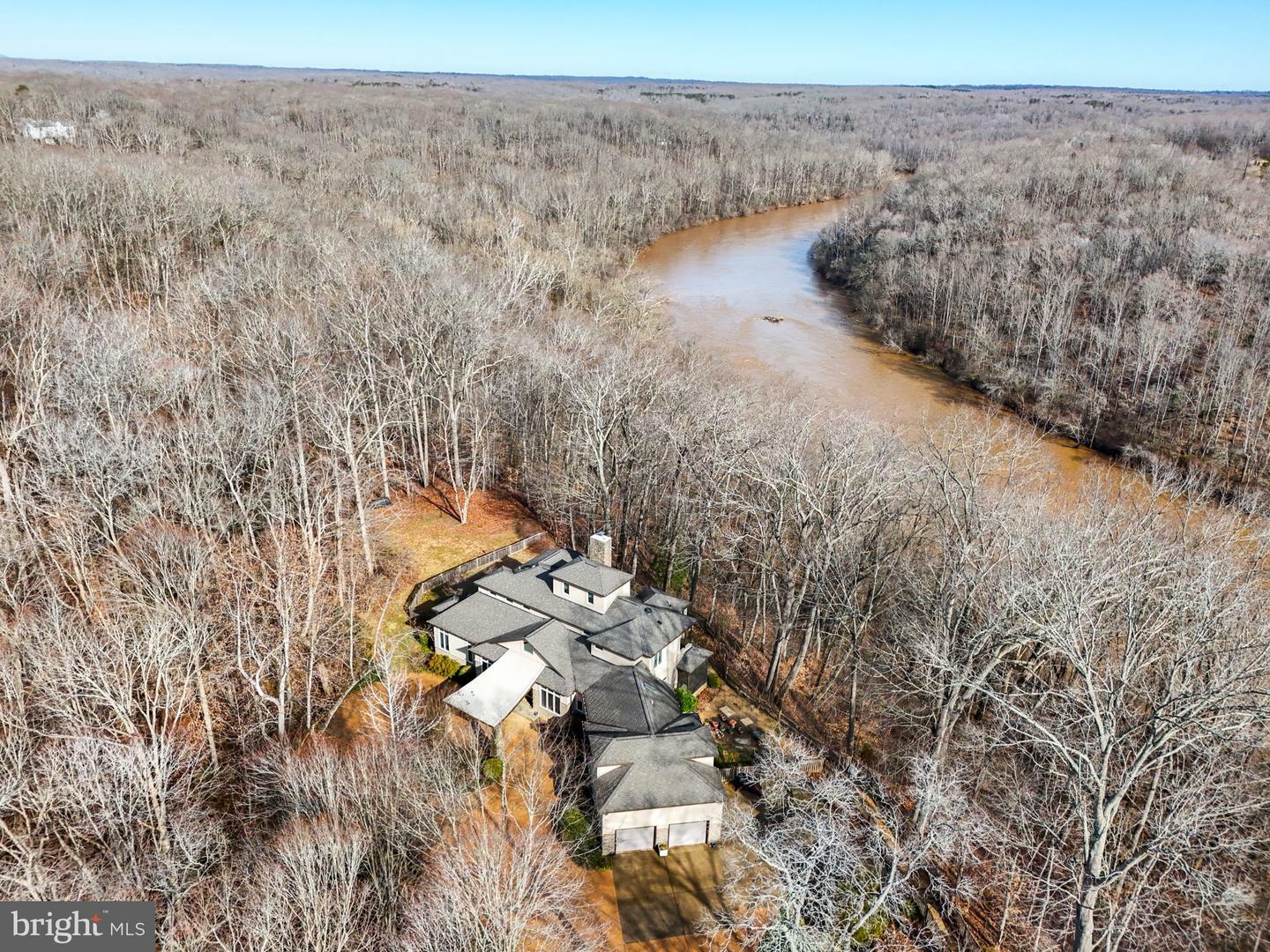 Property Photo: 87 E River Bend Road VA 22407