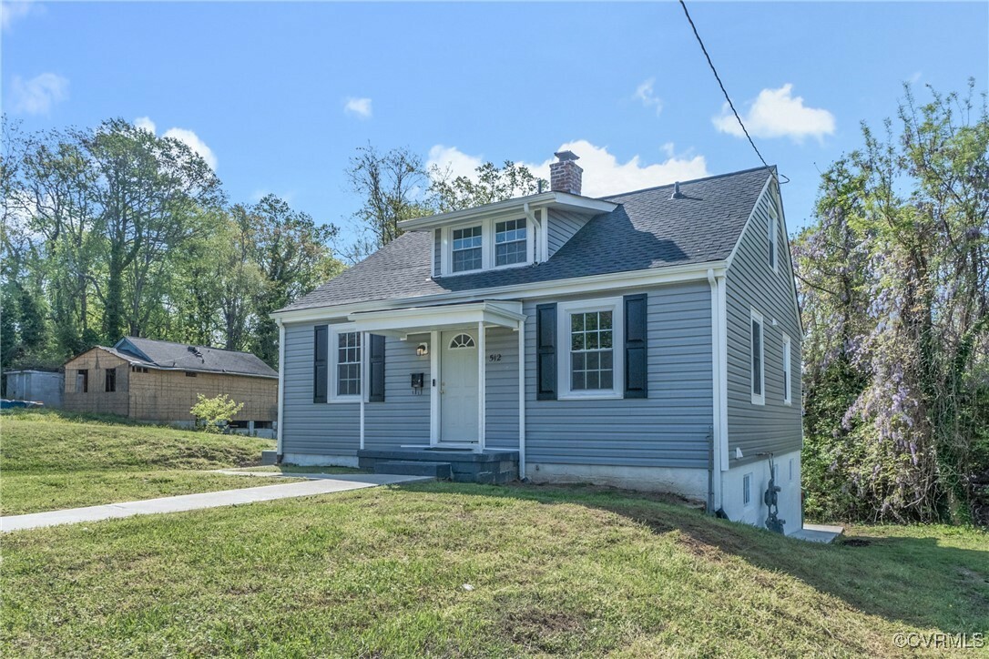 Property Photo: 512 St Andrew Street VA 23803