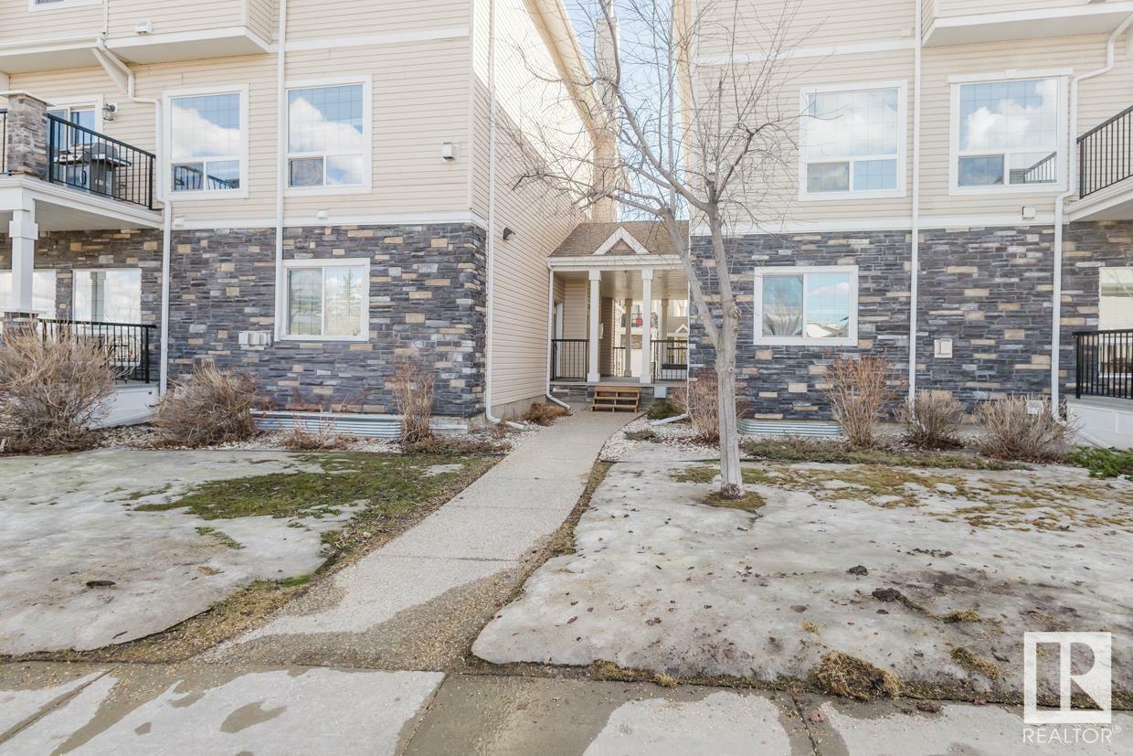 Photo de la propriété: 7293 South Terwillegar Drive NW 16 AB T6R 0N5