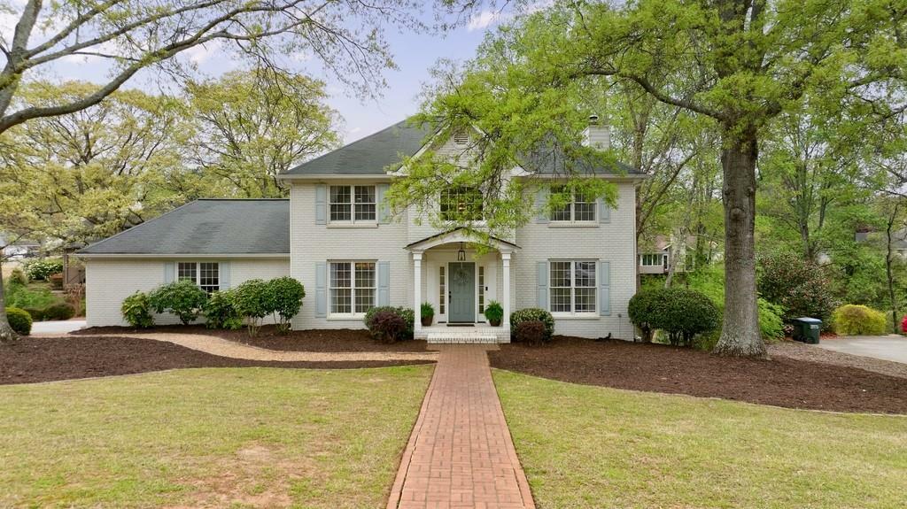 Property Photo: 640 Saddle Ridge Trace GA 30076