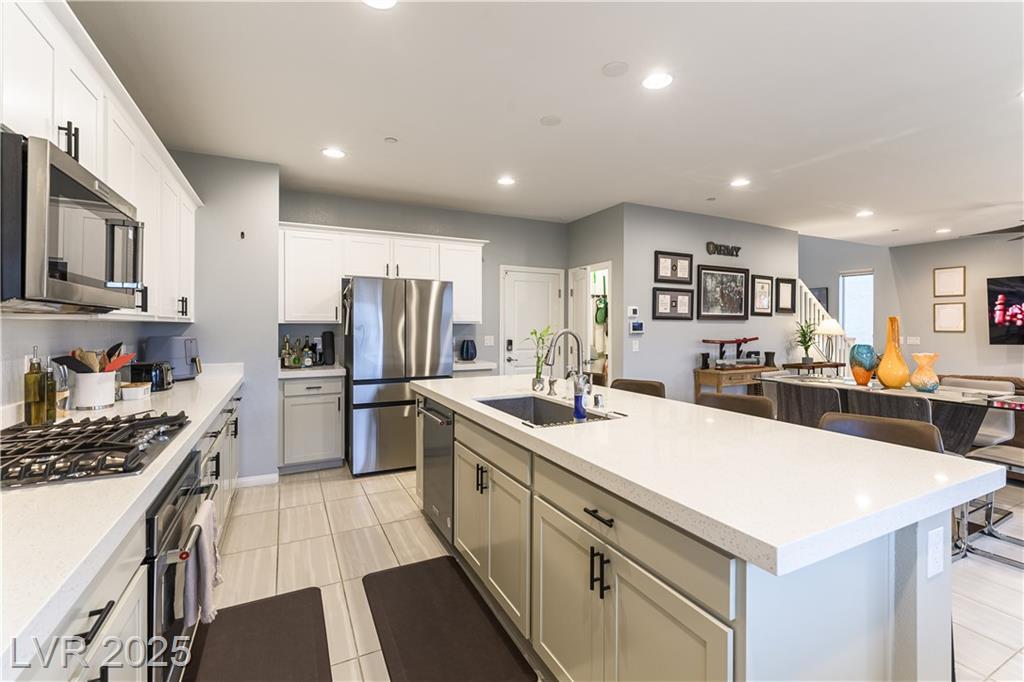 Property Photo: 10372 Thurso Avenue NV 89166