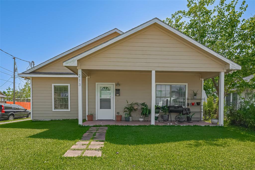 213 W Murrill Street  Baytown TX 77520 photo