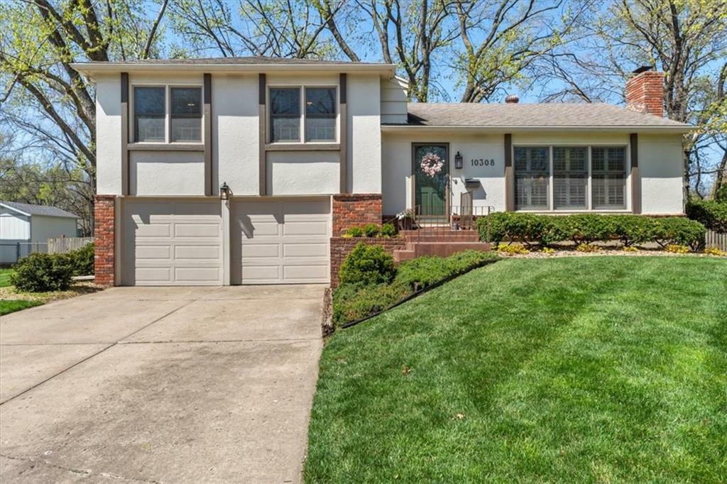 Property Photo:  10308 Dearborn Drive  KS 66207 