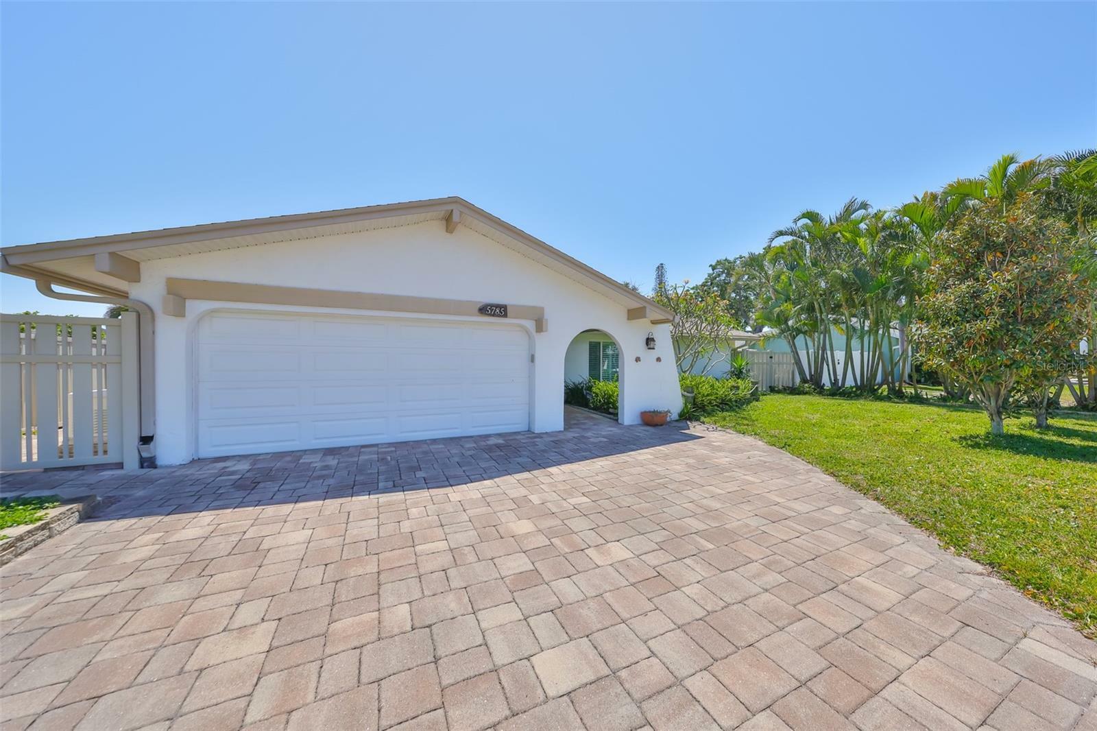 Property Photo: 5785 Bay Pines Lakes Boulevard FL 33708