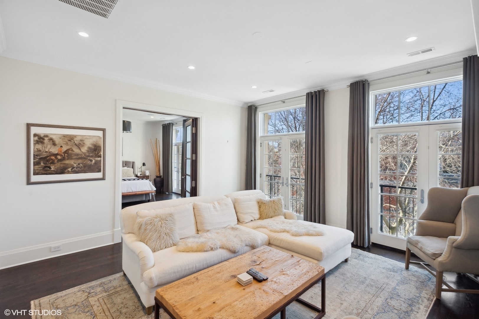 Property Photo: 1919 N Sheffield Avenue 3 IL 60614