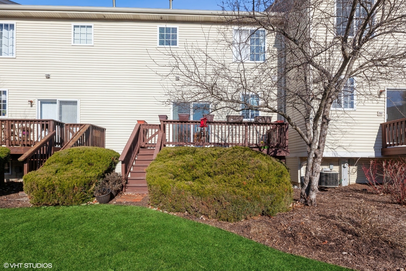 Property Photo: 1799 Indian Hill Lane 1799 IL 60503