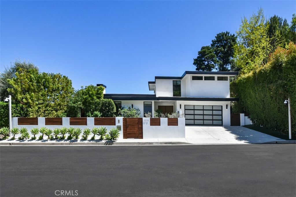 Property Photo: 3516 Terrace View Drive CA 91436