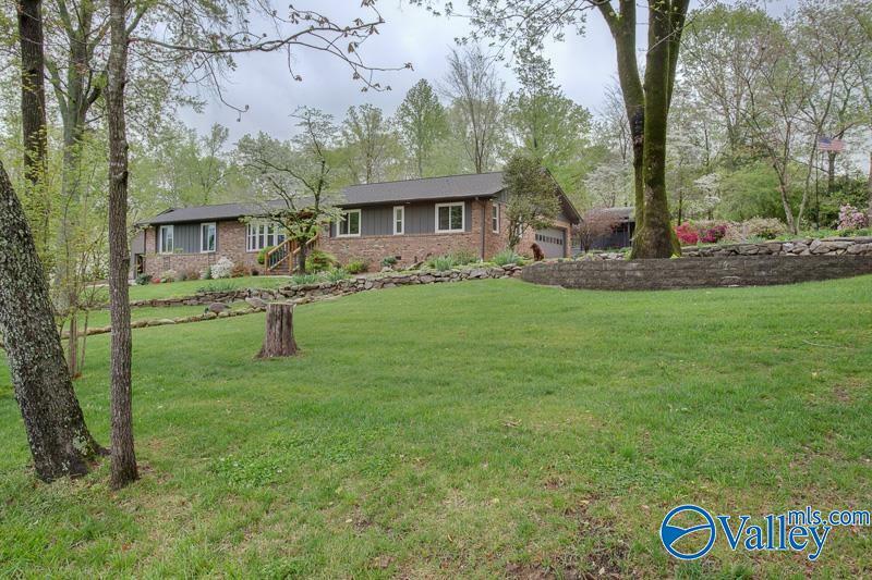 Property Photo: 1805 Roseberry Drive AL 35769