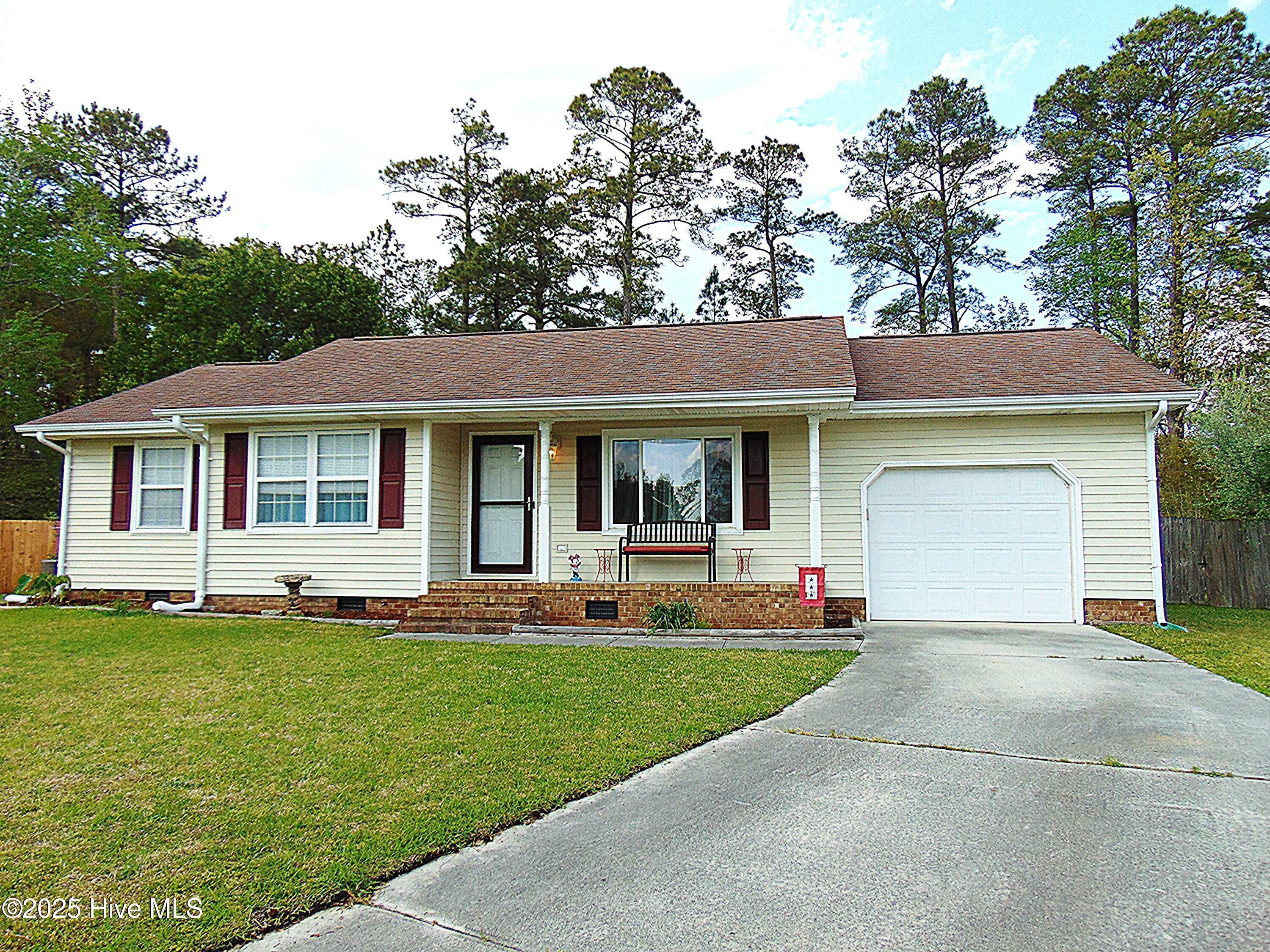 Property Photo: 110 Poplar Road NC 28532