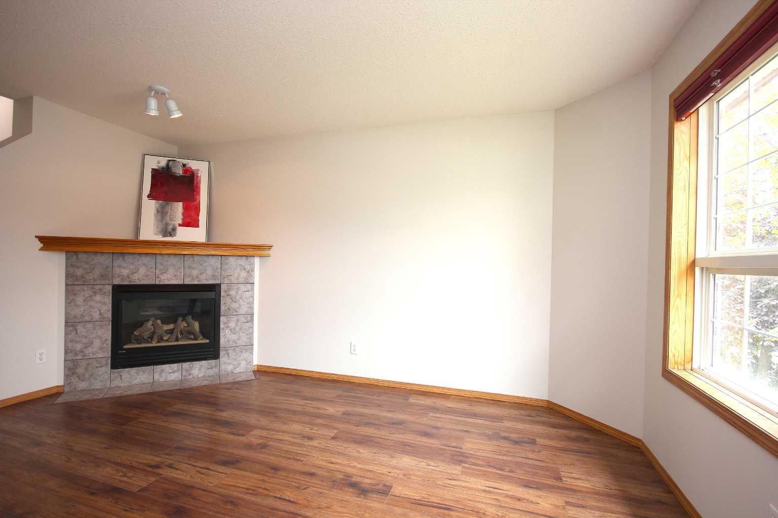 Property Photo: 75 Coventry View NE AB T3K 5H5
