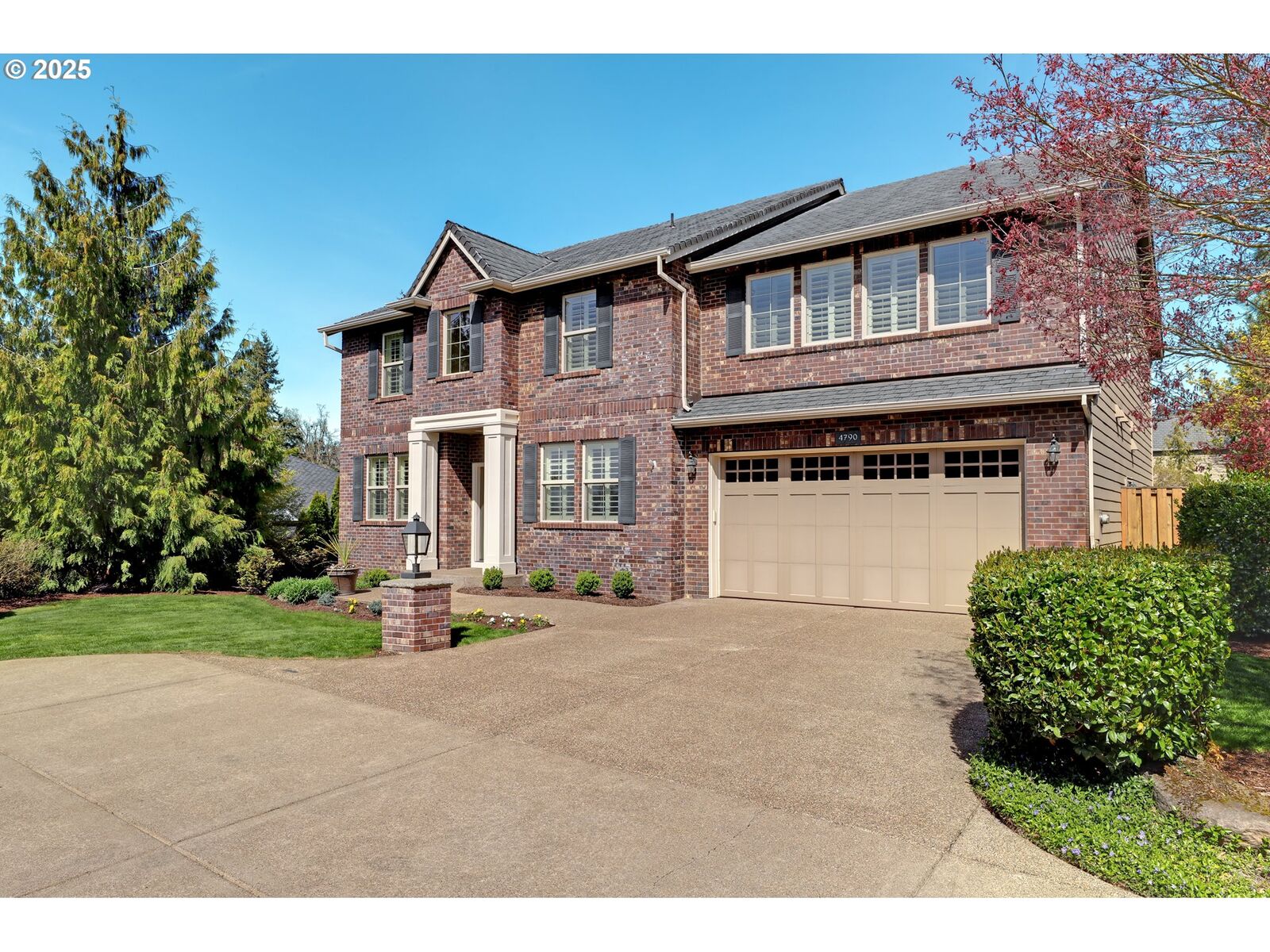 Property Photo:  4790 Coho Ln  OR 97068 