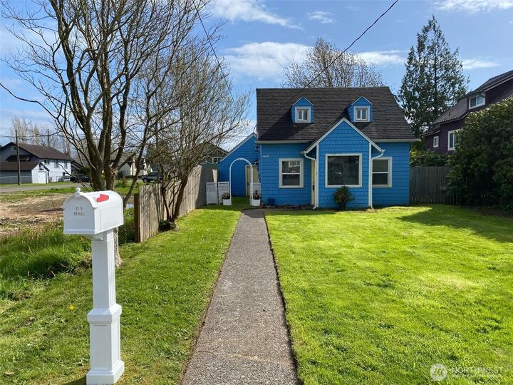 Property Photo: 1405 W 2nd Street WA 98520