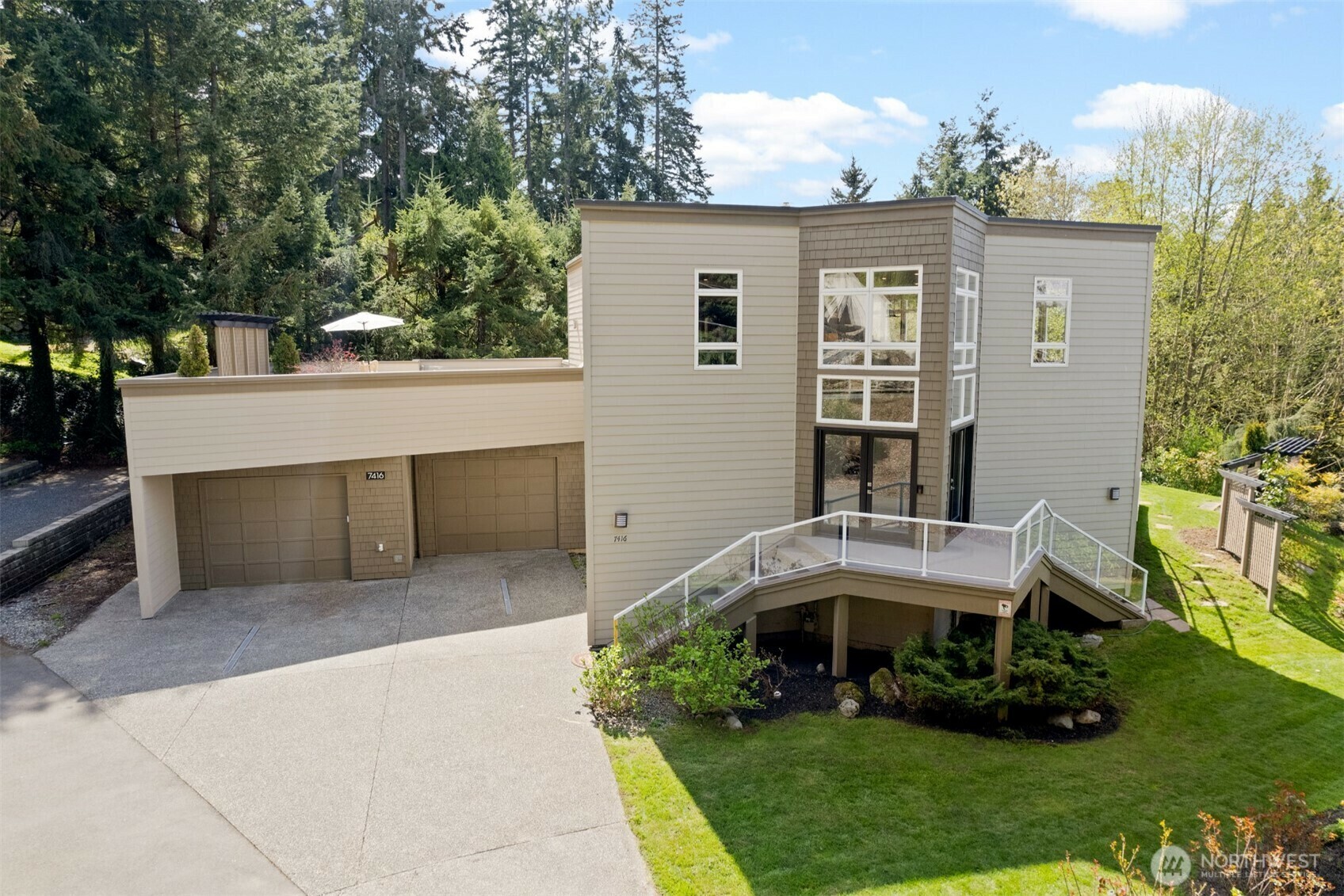 7416  176th Street SW  Edmonds WA 98026 photo