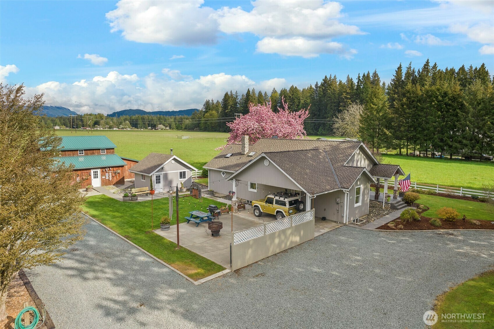 Property Photo: 7095 N Wilde Road WA 98237