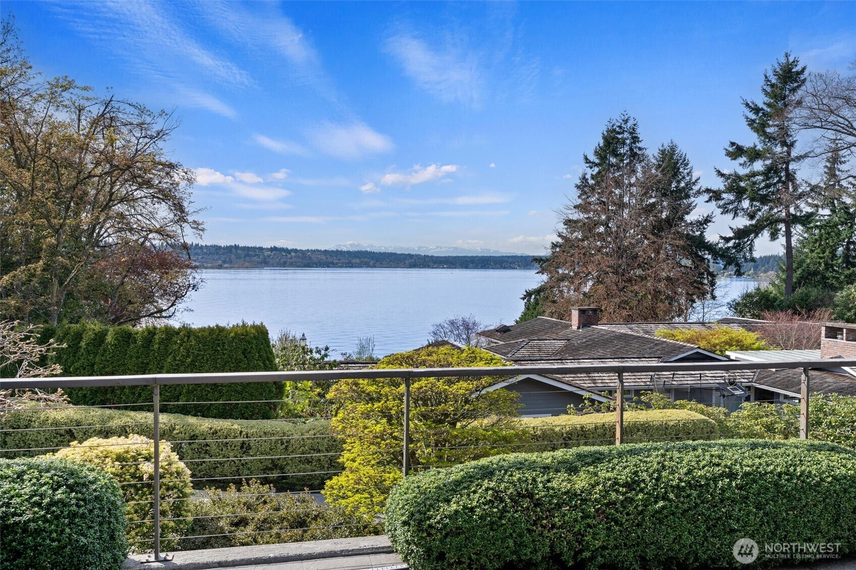 Property Photo:  1054  Waverly Way  WA 98033 