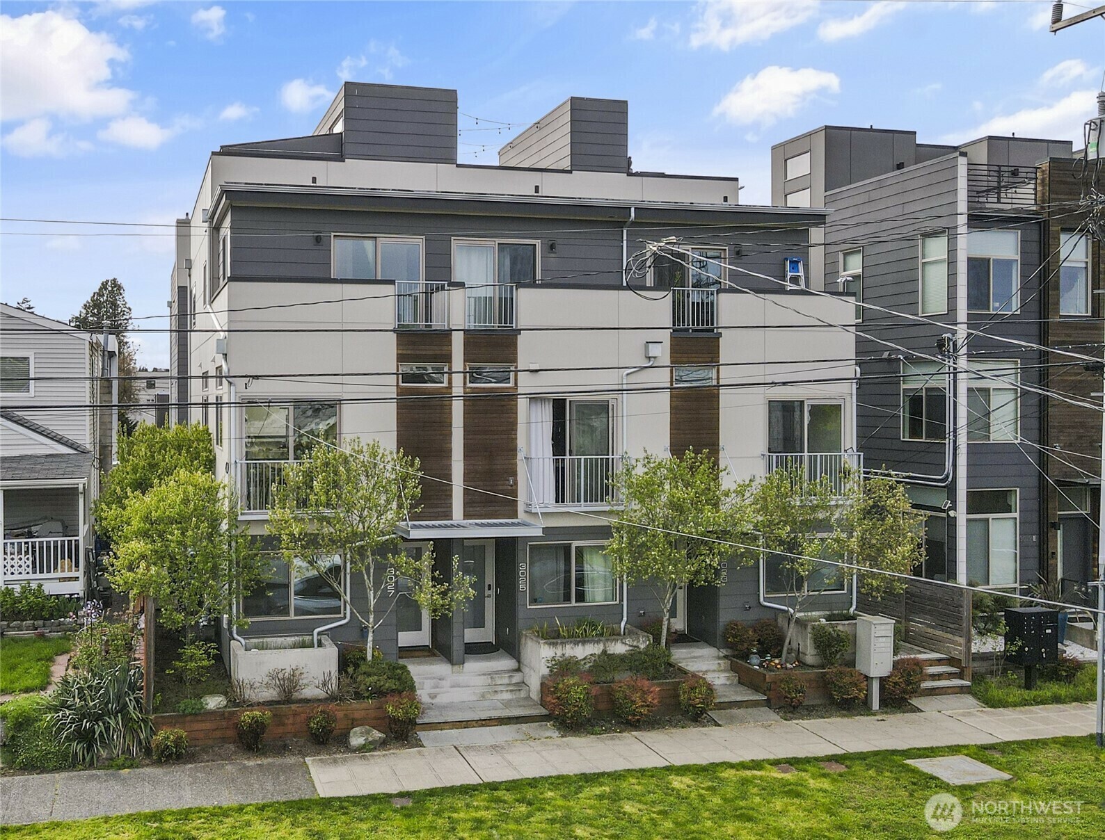 Property Photo: 3027 62 Avenue SW WA 98116