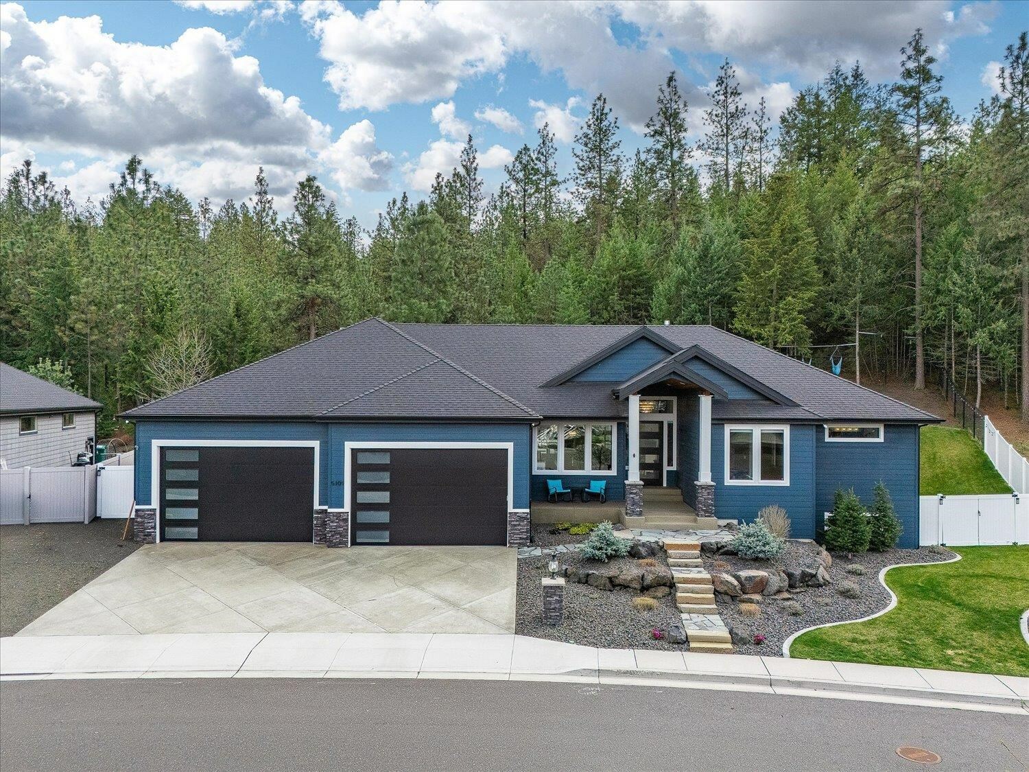 Property Photo: 5109 W Bismark Ave WA 99208