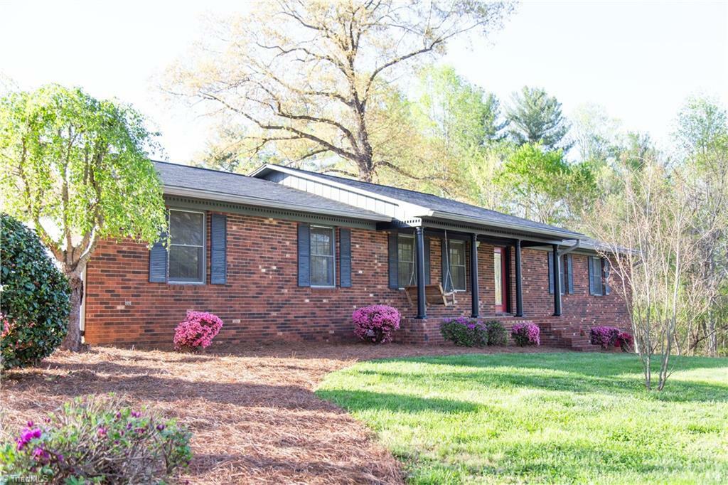 Property Photo: 159 Evans Lane NC 28697