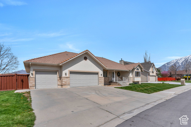 Property Photo: 492 W 175 N UT 84057
