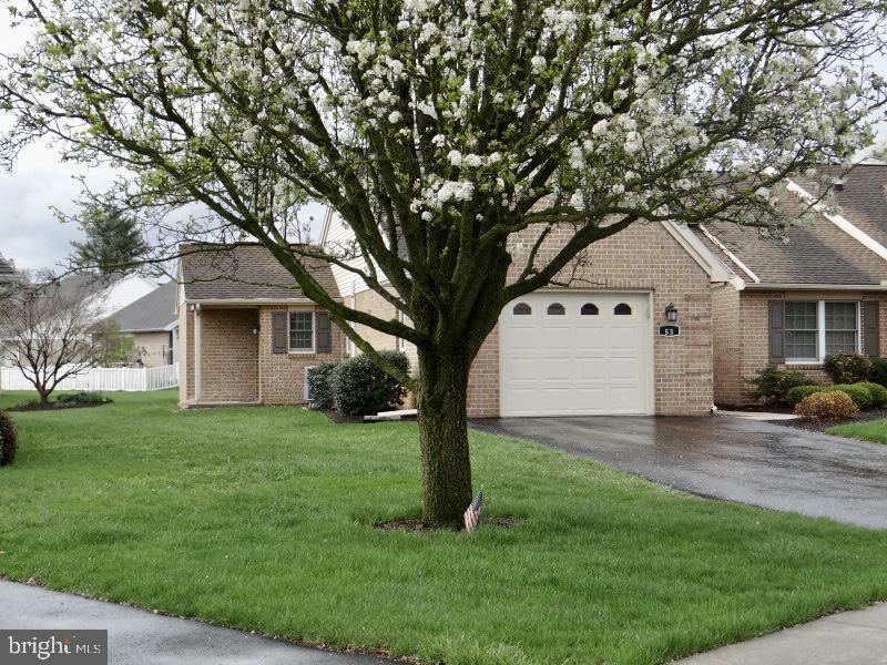 Property Photo: 53 Sanibel Lane PA 17201