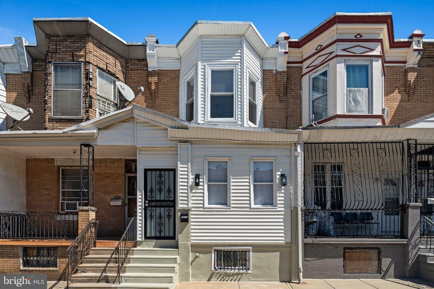 3827 N 6th Street  Philadelphia PA 19140 photo