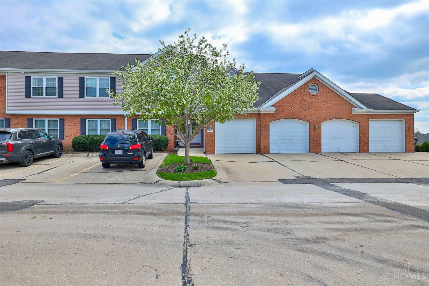 Property Photo: 6589 Chesapeake Run OH 45248