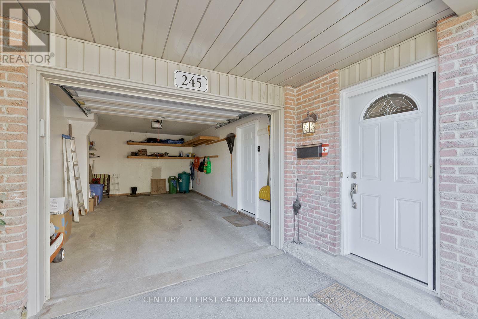 Property Photo: 245 Everglade Crescent ON N6H 4M7