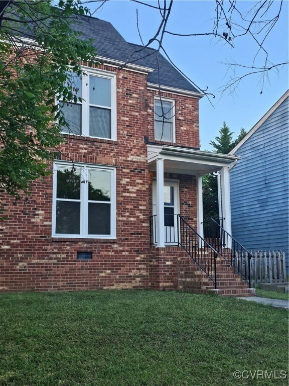 Property Photo: 1512 Lakeview Avenue VA 23220