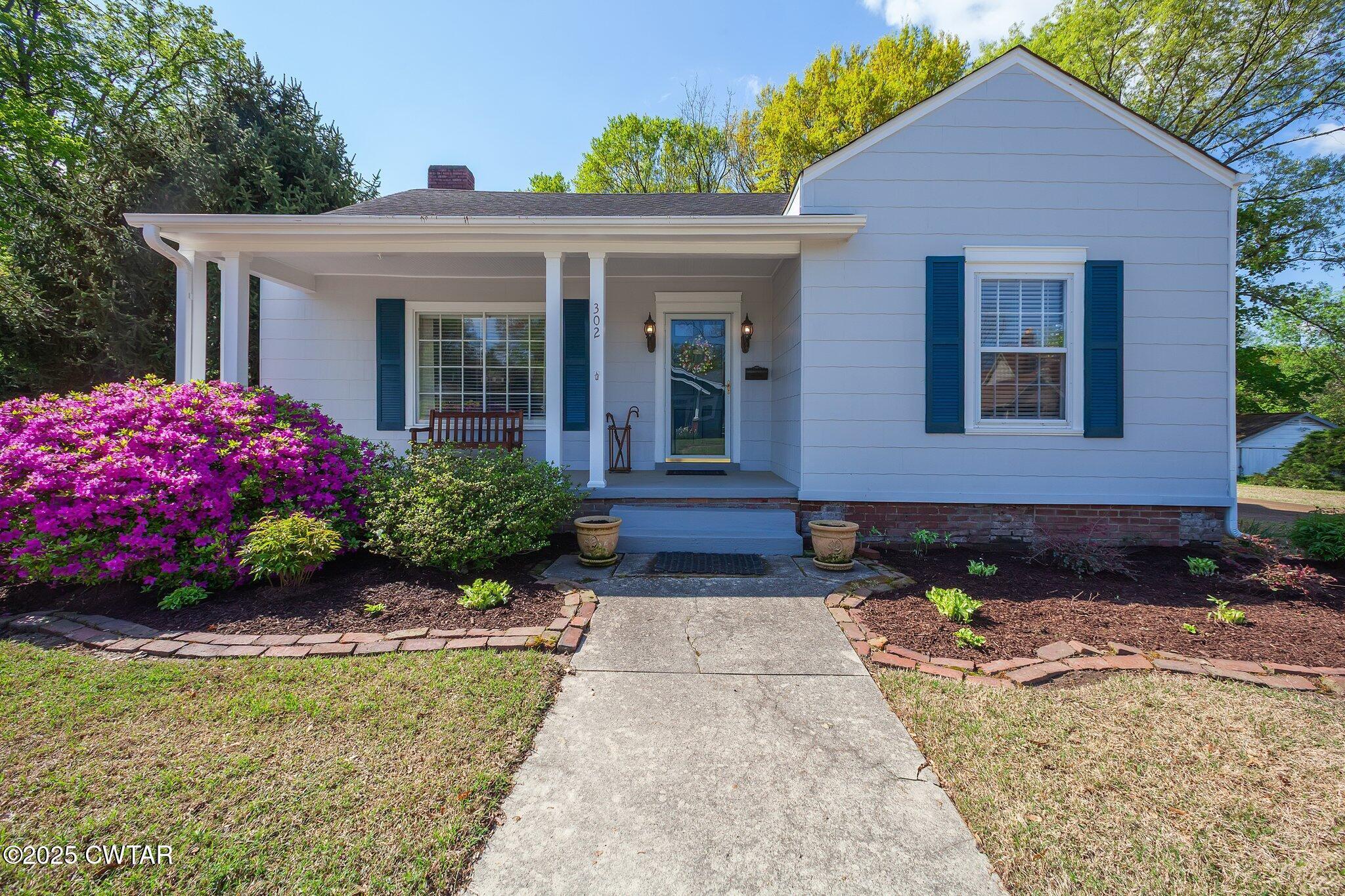 Property Photo: 302 Walnut Street TN 38301