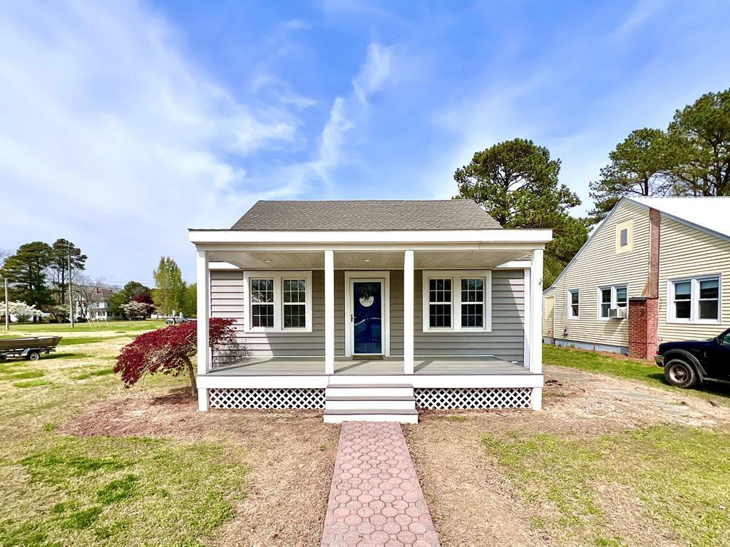 Property Photo: 24387 Callen St VA 23421