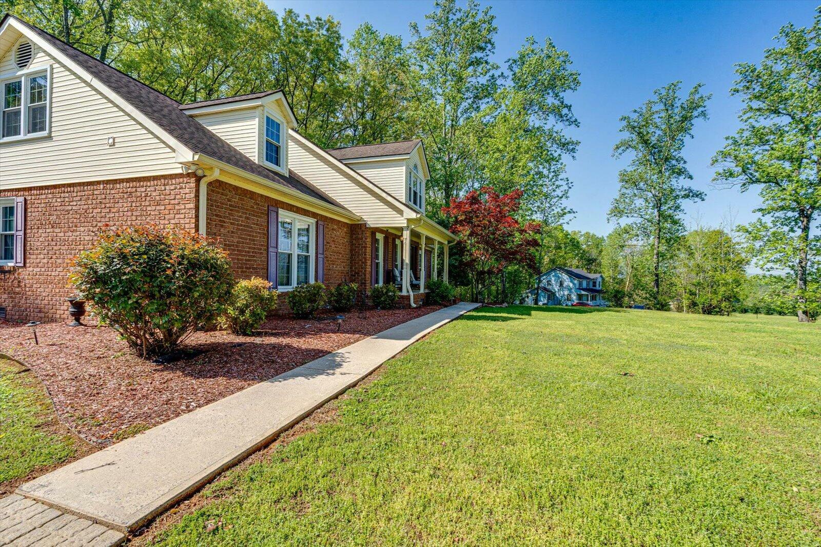 Property Photo: 515 United Circle TN 37347