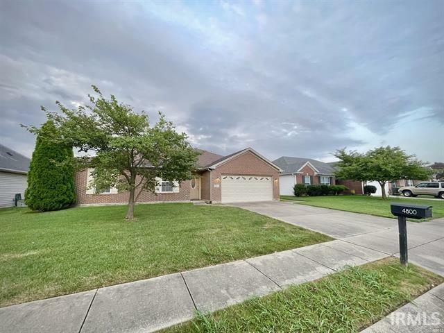 Property Photo: 4800 Penrose Drive IN 47630