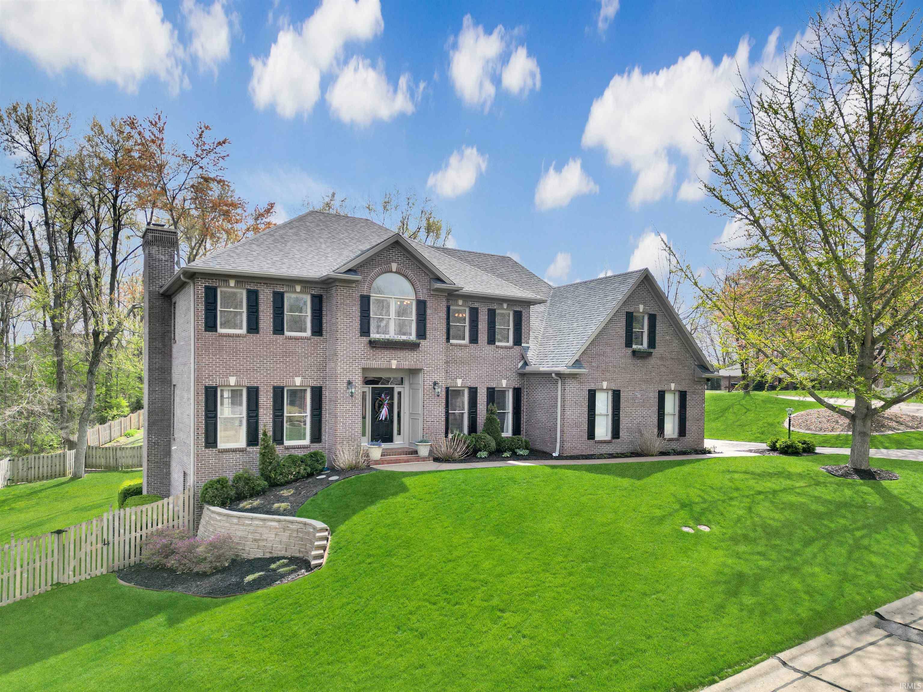 Property Photo: 321 Knollview Drive IN 47711