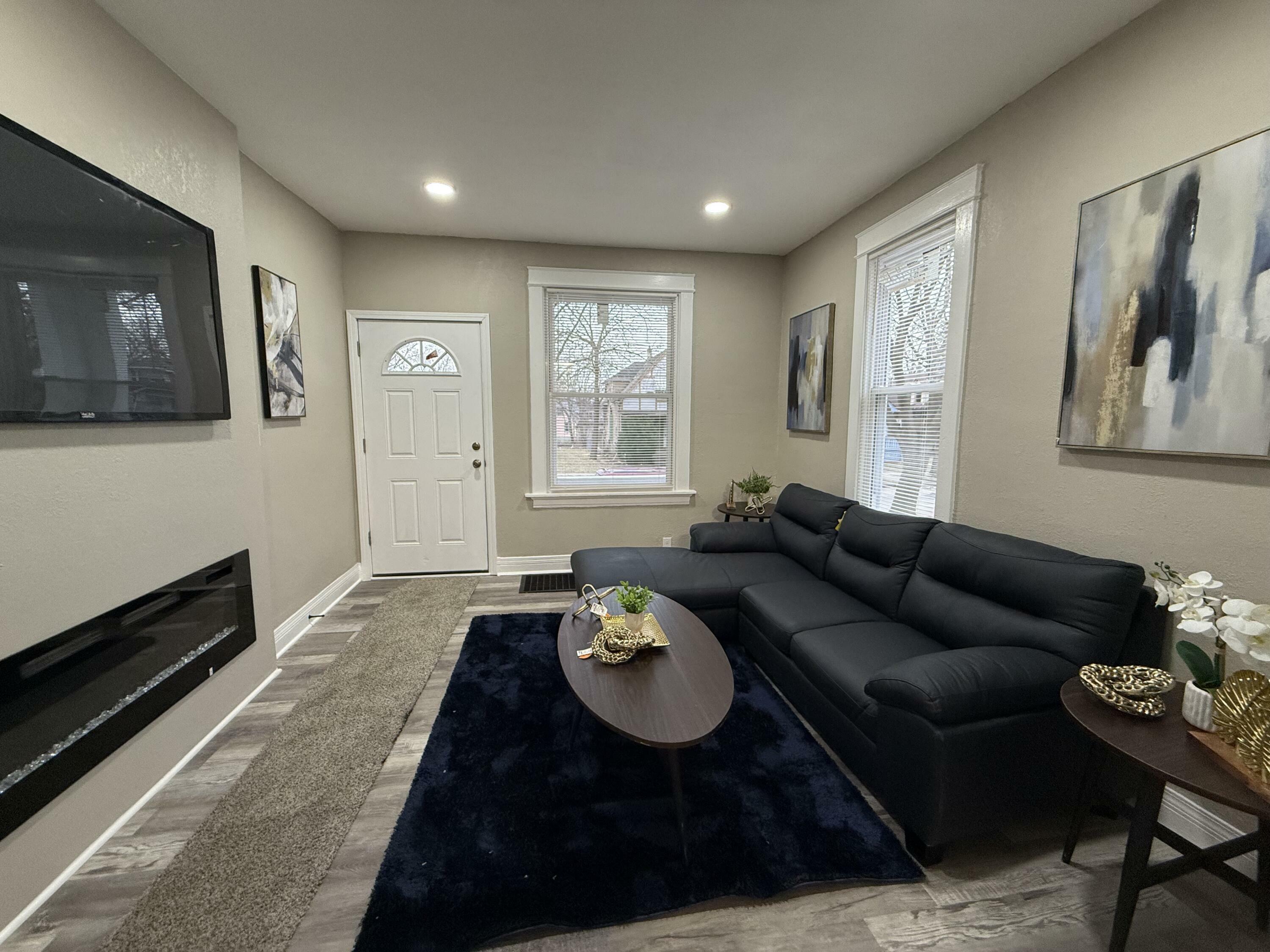 Property Photo: 5555 N 39th St WI 53209