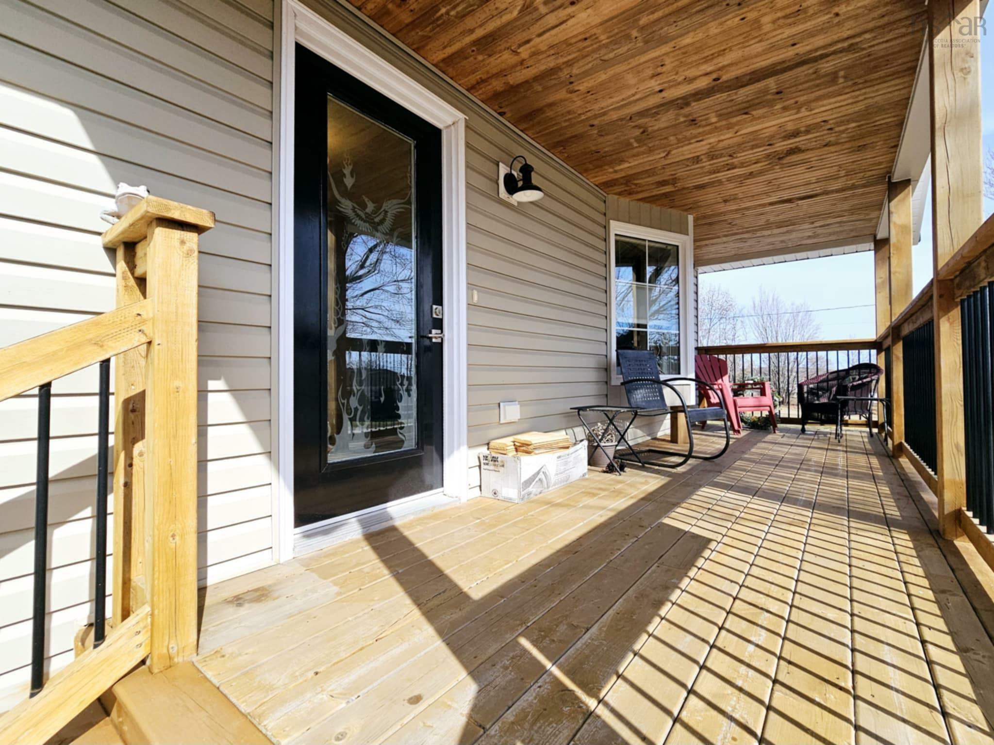 Property Photo: 144 Pleasant Street NS B0K 1S0