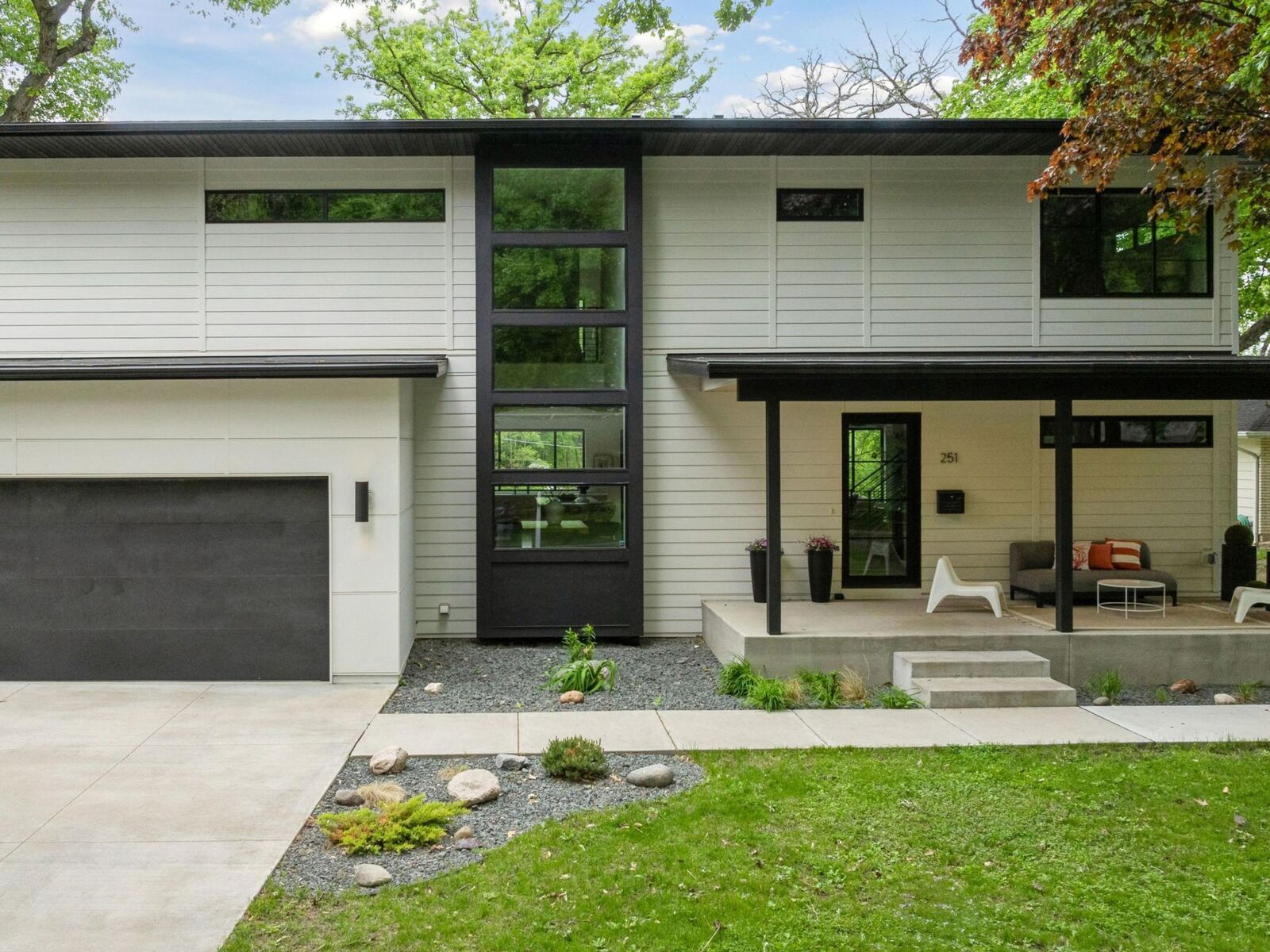 Property Photo:  251 Glenbrook Road N  MN 55391 