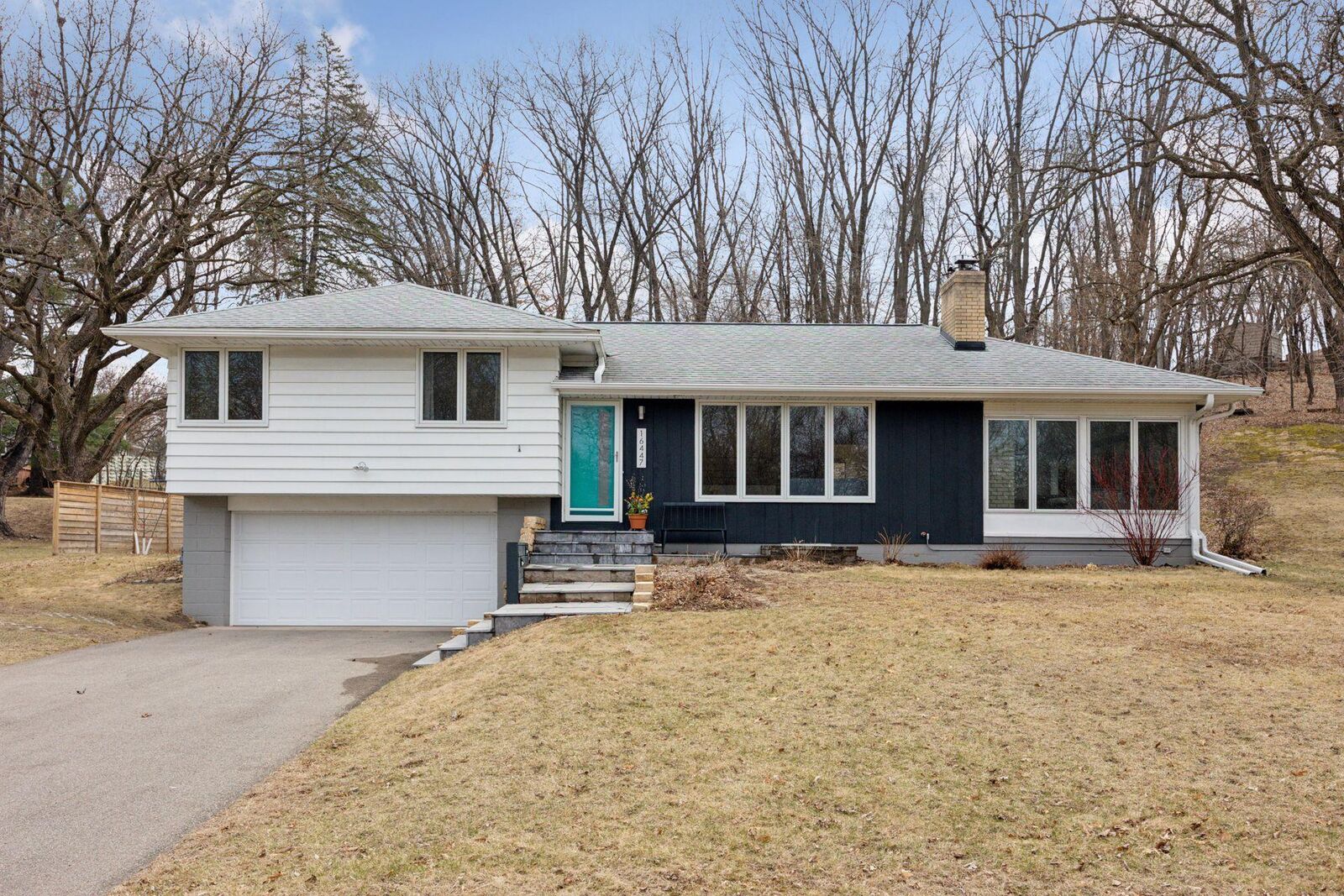 Property Photo:  16447 Norwood Drive  MN 55345 