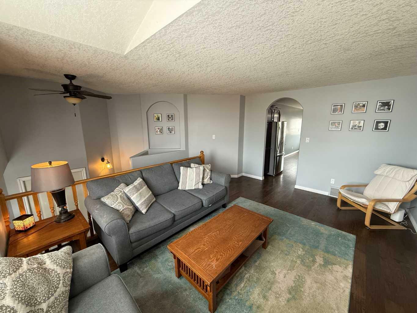 Property Photo: 110 Parker Place AB T7V 2C2