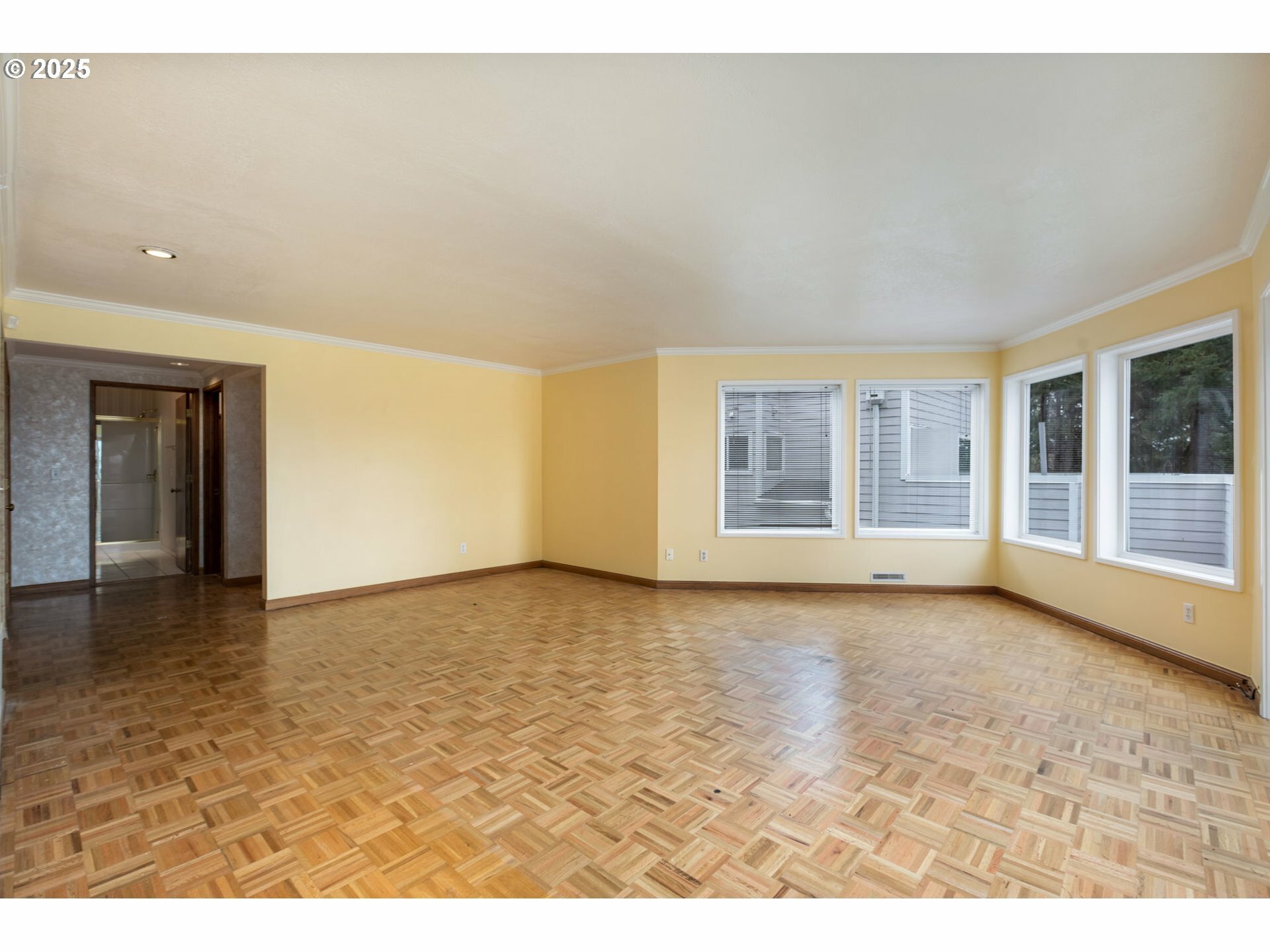 Property Photo: 48 Eagle Crest Dr 4C OR 97035