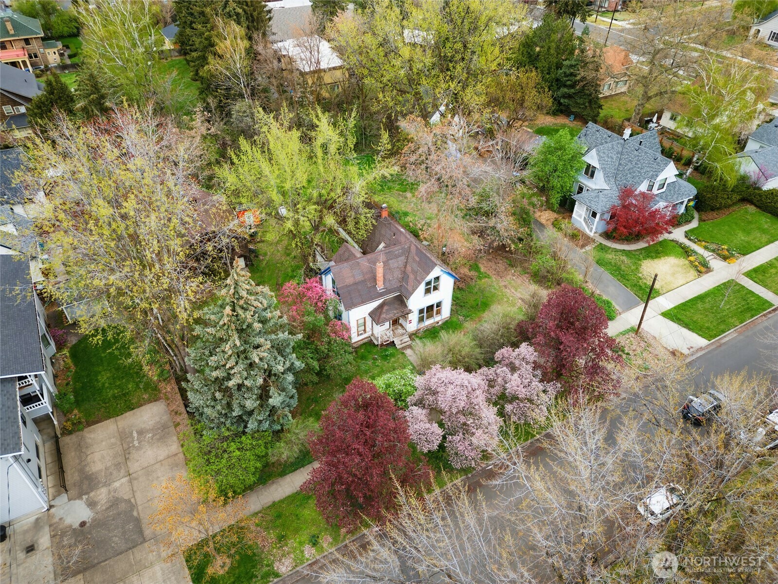 Property Photo:  315  Newell Street  WA 99362 
