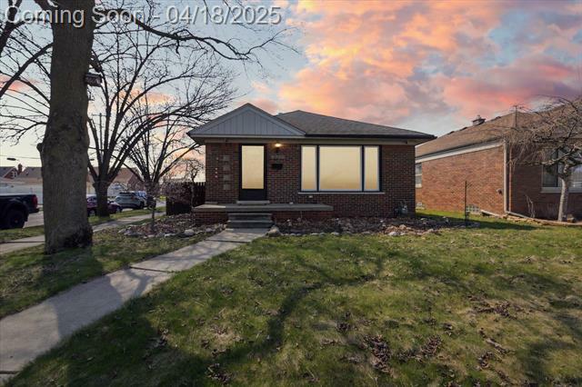 Property Photo: 9732 Rosedale Boulevard MI 48101