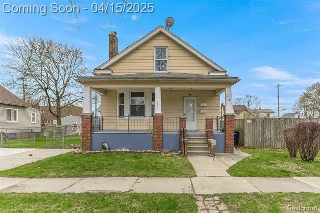 Property Photo: 1409 Charter Street MI 48146