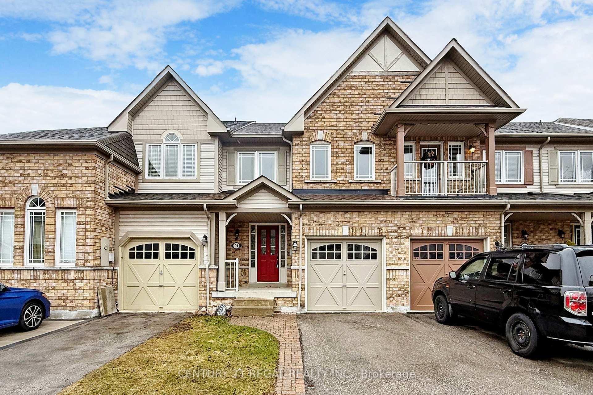 91 Whitefoot Crescent  Ajax ON L1Z 2E2 photo