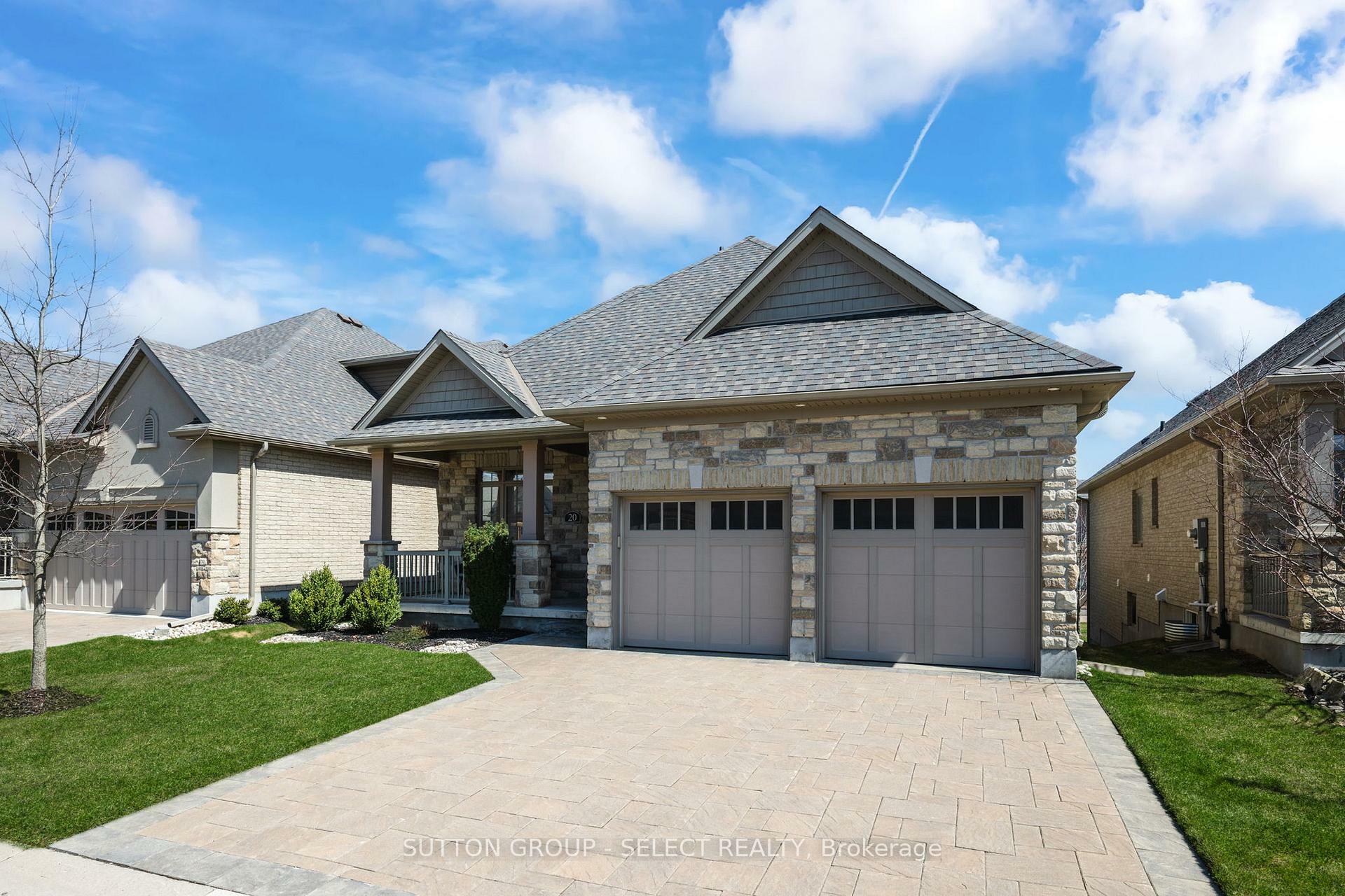 Property Photo: 2081 Wallingford Avenue 20 ON N6G 0K1