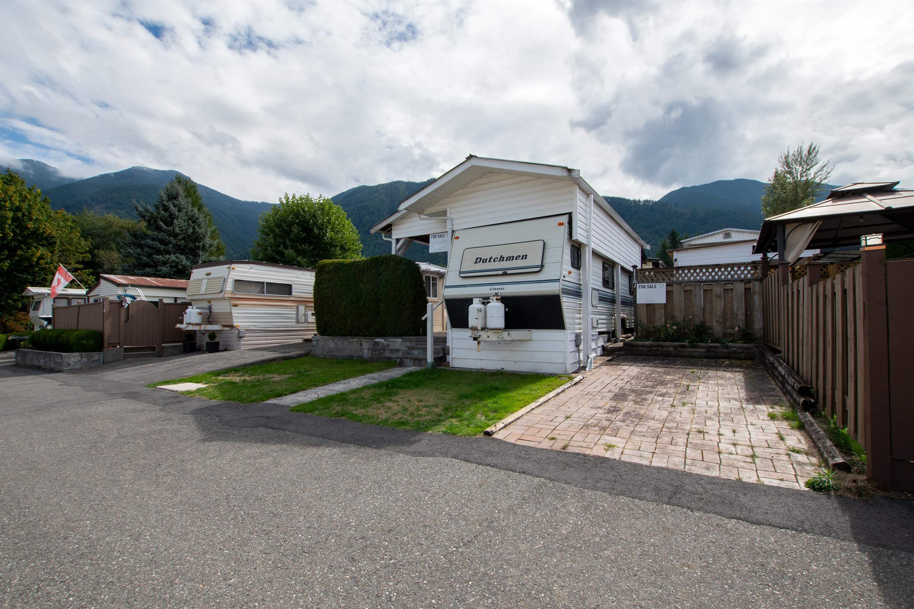 Property Photo: 1436 Frost Road 117 BC V2R 4X8
