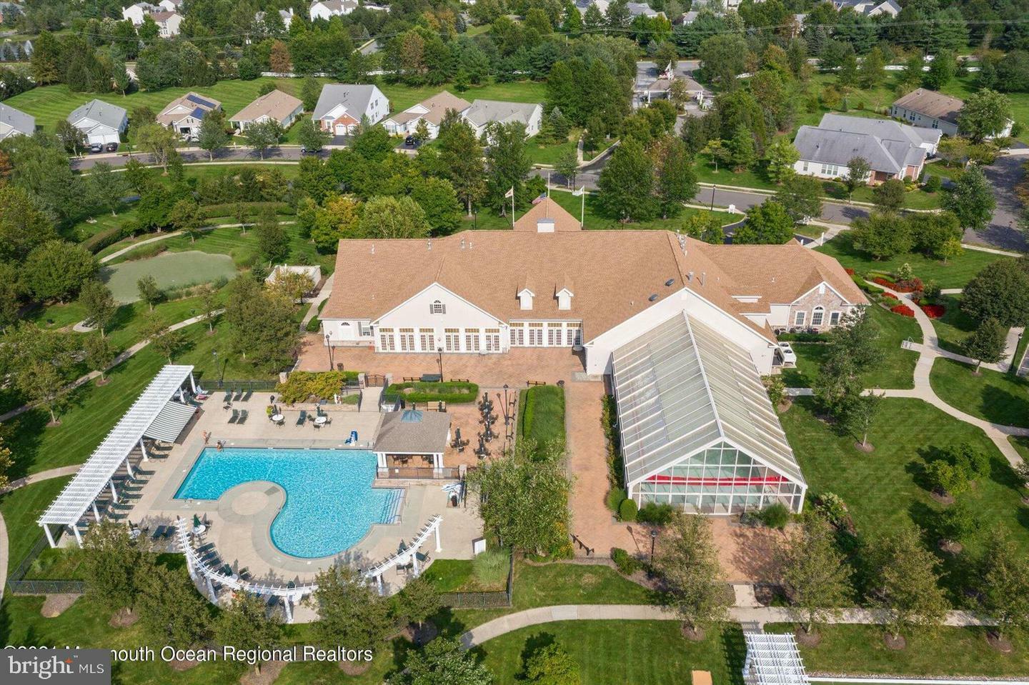 Property Photo: 8 Plantation Way NJ 08501