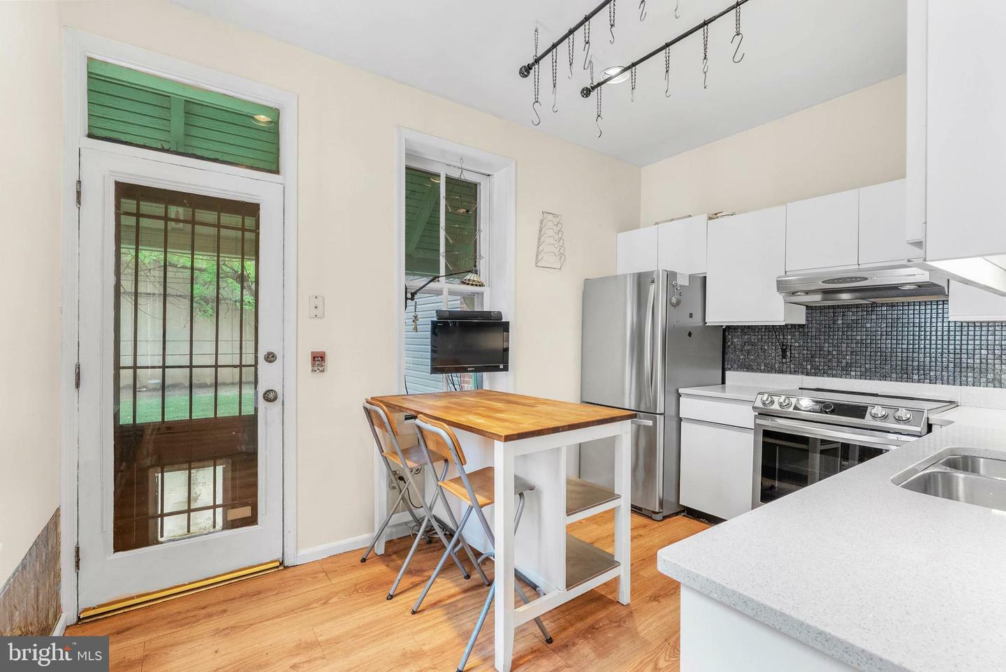 Property Photo: 2024 Spring Garden Street 4 PA 19130