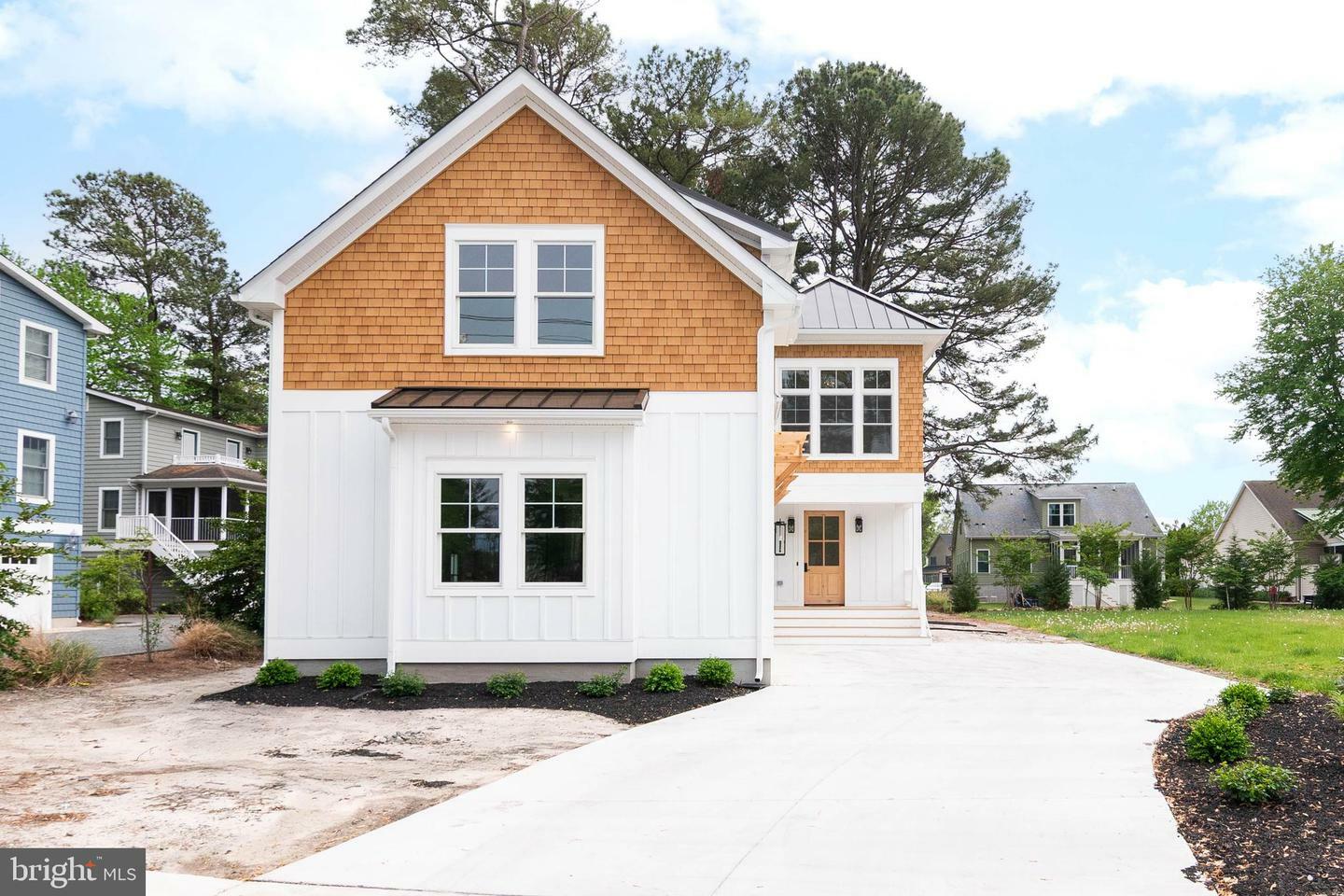 Property Photo: 816 Garfield Parkway DE 19930