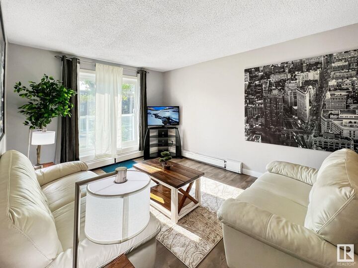 Property Photo:  10617 107 Street NW 201  AB T5H 2Y8 