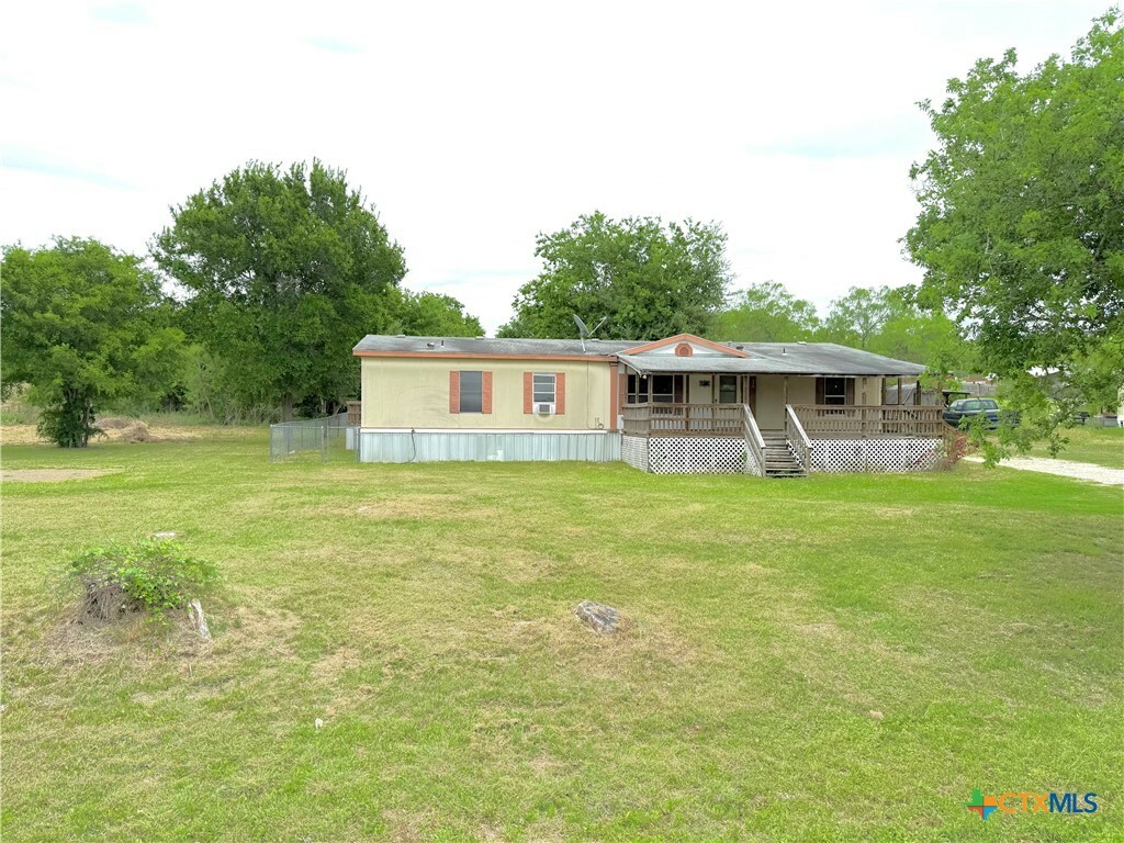 Property Photo: 345 Fm 671 TX 78644